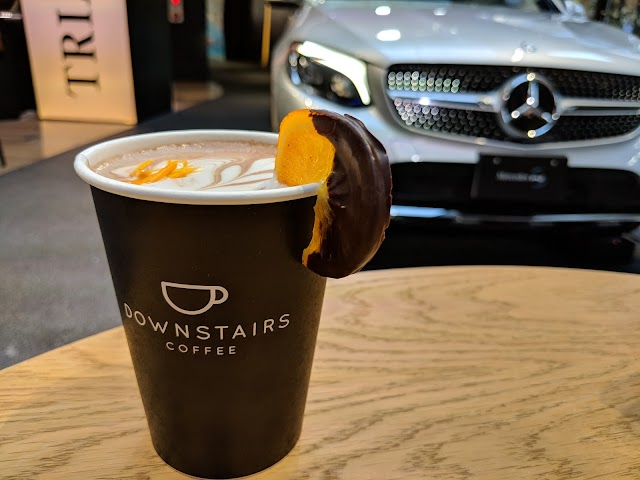 Mercedes me Tokyo / DOWNSTAIRS COFFEE｜六本木