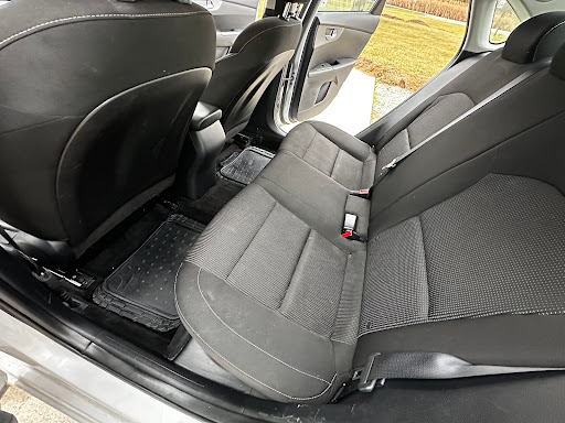 Mom’s automotive detailing - Thumbnail