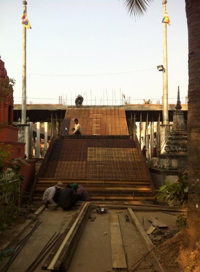 Photos of Chak AngraeKroam Pagoda