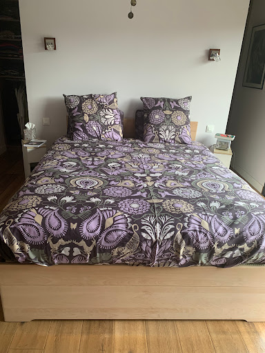 Futon Elite Distribution
