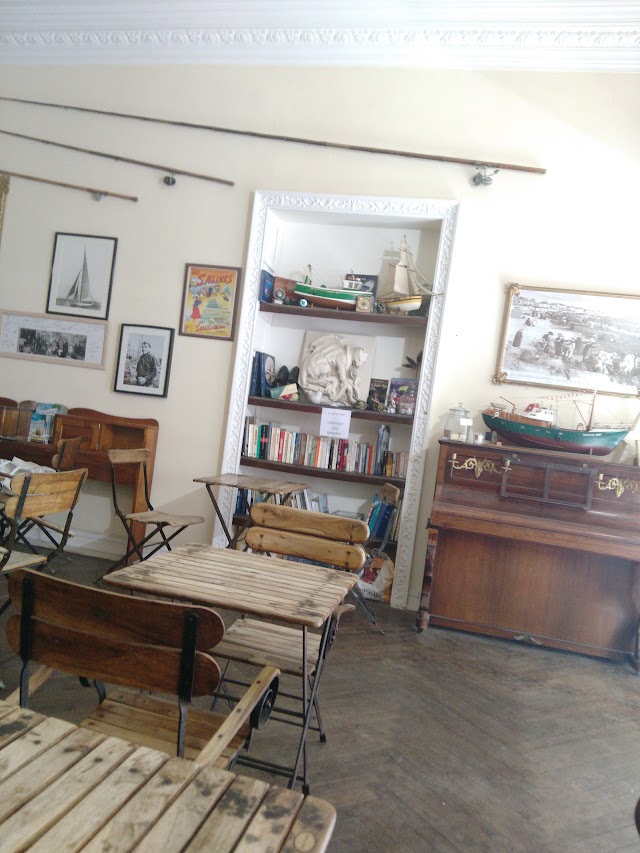 Le Bar à Manger
