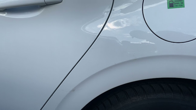 Avis sur RENTSCAPE Location de Voiture - Aéroport Nantes Atlantique à Breil-Barberie - Agence de location de voitures
