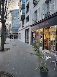 Photo n°6 de Vanity Hair paris 13eme salon de coiffure FEMME & HOMME à Paris (Salon de coiffure)