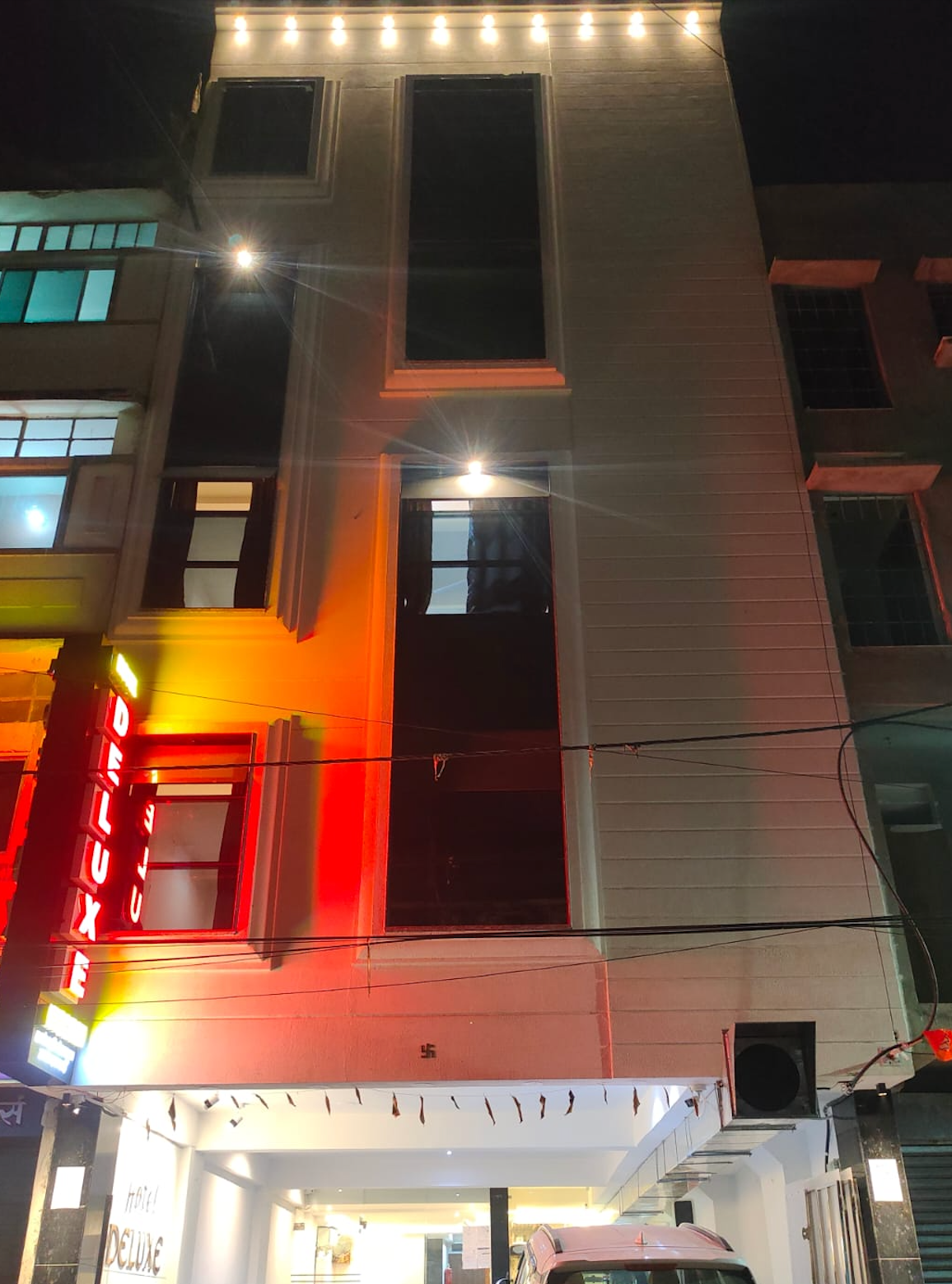 Hotel Deluxe