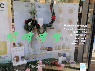 Photo n°17 de Pharmacie Villa Croix-Nivert à Paris (Conseiller santé)