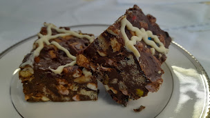 Photo n°24 de La Vieille Ecole Brocante & Salon de Thè à Lésignac-Durand (Magasin de meubles)