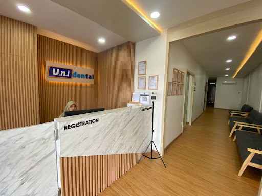 Klinik Pergigian u.n.i DENTAL Pasir Tumboh
