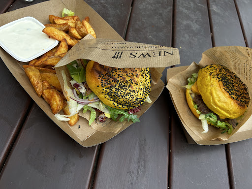 Rolling Stew Burger - Thumbnail