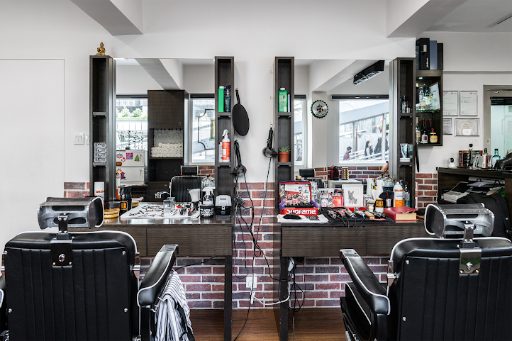 CUZ Barber Shop by null