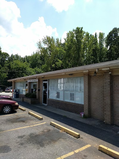 Cyclone Drive-In Restaurant