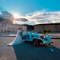 Photo n°5 de Location Excalibur Voiture Luxe Mariage Marseille Limousine à Marseille (Service de chauffeur particulier)