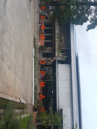 Photos of Saung OEMAK Cafe n' Resto