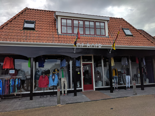 Max de Boer Textiel & Watersportartikelen