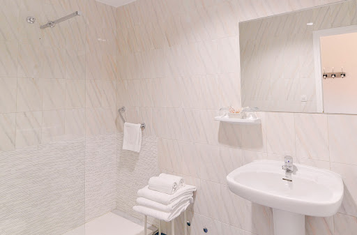 Hostal Comercio - Visual