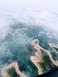 Photo n°17 de Bapteme en montgolfière champagne air show à Saint-Lupien (Agence de vols touristiques en montgolfière)
