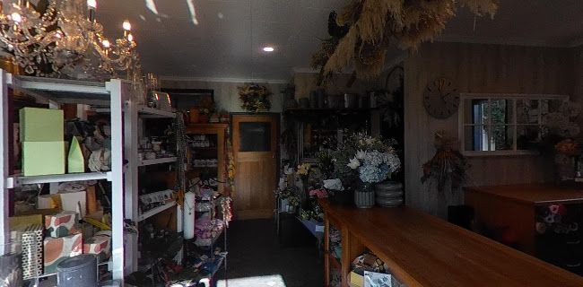 Anna's Flowers Open Times