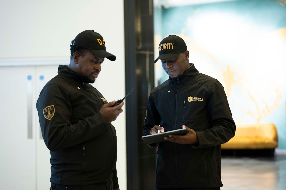 Dreluxe security service