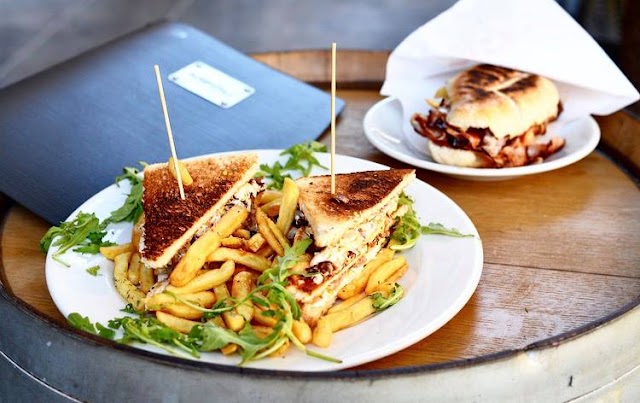 Di Martino Drinks & Brunch