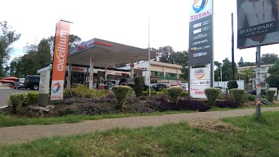 Photos of Total Statehouse Service Station