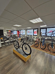 Photo n°2 de Cyclable Grenoble à Grenoble (Magasin de réparation de vélos)