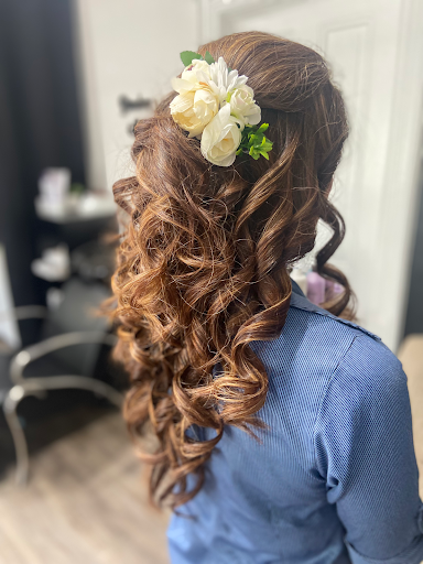 DIVADOVA SALON