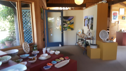 Royce McGlashen Pottery