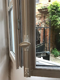 Photo n°18 de STP-Société Toulousaine de Pose à Lespinasse (Fenêtre en aluminium)