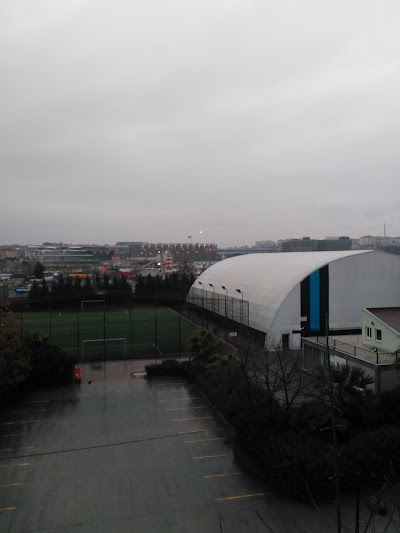 Photos of Uğur T&uuml;t&uuml;neker Sports Facilities