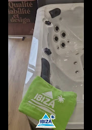 Photo n°2 de Piscines Ibiza Bourges à Mehun-sur-Yèvre (Magasin)