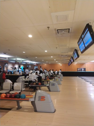 Hindel Bowling Lanes