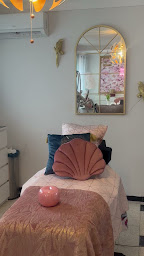 Photo n°11 de Le miroir de Sophie à Port-la-Nouvelle (Salon de manucure)