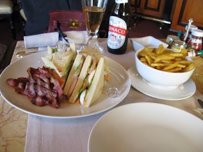 Photos of Le Bar Am&eacute;ricain