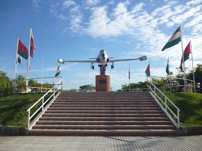 Photos of Monumento El Avion