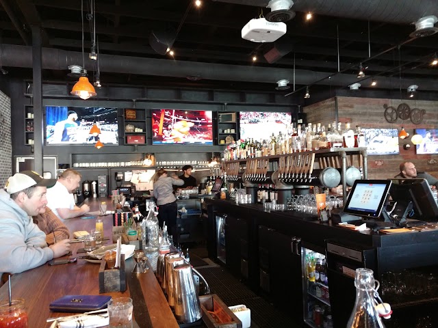 Lucy's American Tavern