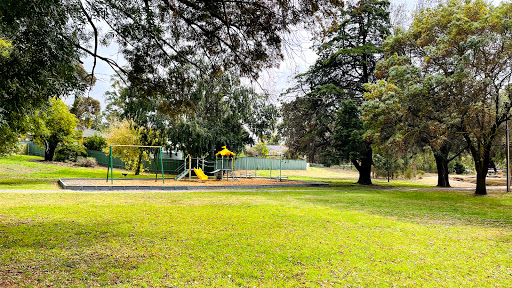 Hentschke Park