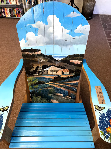 Post Public Library - Visual