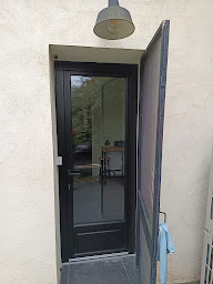 Photo n°5 de A.M.V Fermetures - OKNOPLAST Premium à Maule (Magasin de stores et de rideaux)