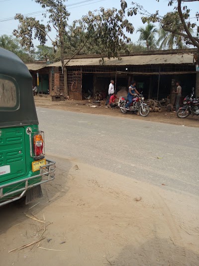 Photos of Baro Mile Bus Stop