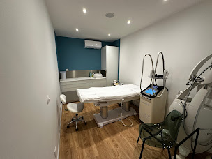 Photo n°4 de Derma Tec à Sainte-Geneviève (Centre d'épilation laser)