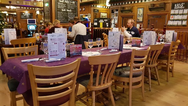 Wetherspoons, The Oxted Inn