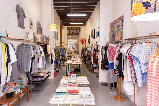 Paella Showroom