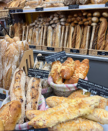 Photo n°2 de Boulangerie Pâtisserie Bordet à Arlanc (Salon de thé)