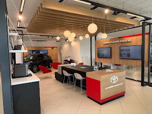 Photo n°29 de TOYOTA Gisors - Victoria Motors à Gisors (Vendeur de voitures d'occasion)