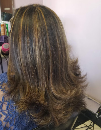 Mary's II Unisex Hair Styling - Thumbnail