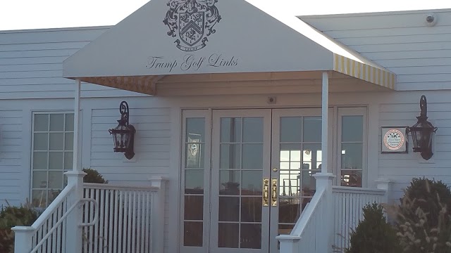 Trump Golf Links at Ferry Point