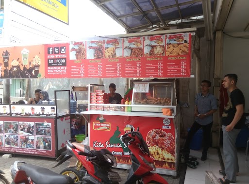 Ayam Strong (Usaha Ayam Fried Chicken) Indomaret, Author: Kencana Ning