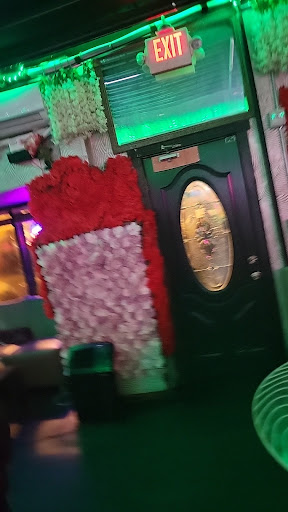 DNA social house - Thumbnail