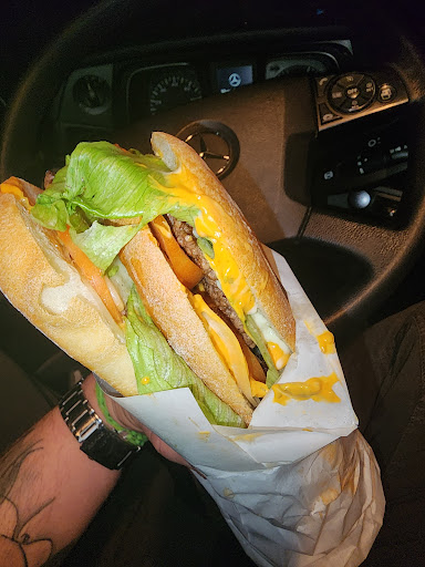 R food truck - Thumbnail