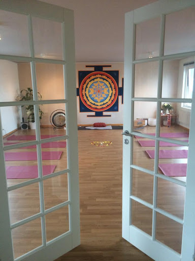 Ananda Yoga Studio - Thumbnail