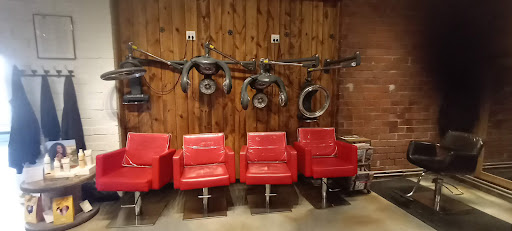 Studio 27 - Visual